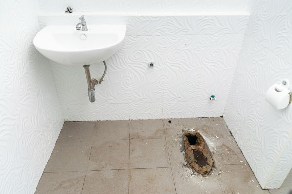 Toilet Disposal in Cedar Rapids